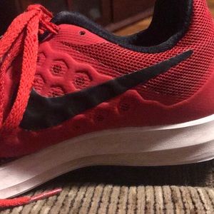 Nike kids size 5y boys